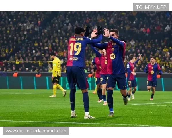 费兰托雷斯二次触球补射得手,巴萨攻势难挡 费兰托雷斯二次触球补射得手,巴萨攻势难挡