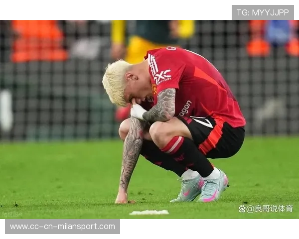 曼联禁区前沿一脚抽射考验门将极限